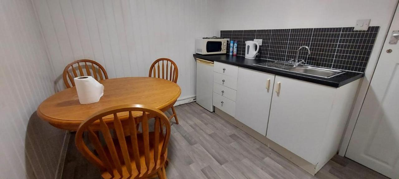 Lovely 3-Bed Apartment In Parkgate 罗瑟勒姆 外观 照片